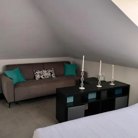 Apartament Metrofermi Mansarda